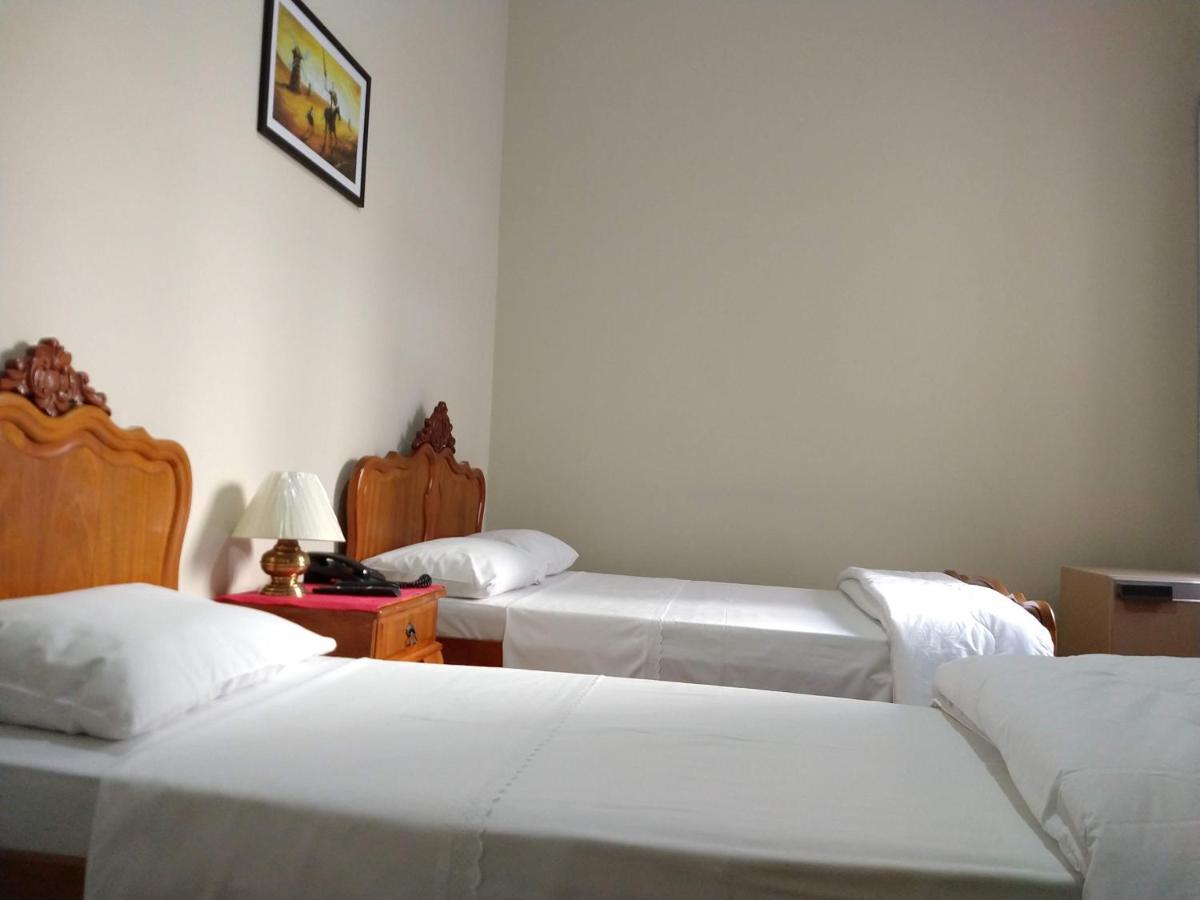 Hotel Cervantes Куритиба Екстериор снимка